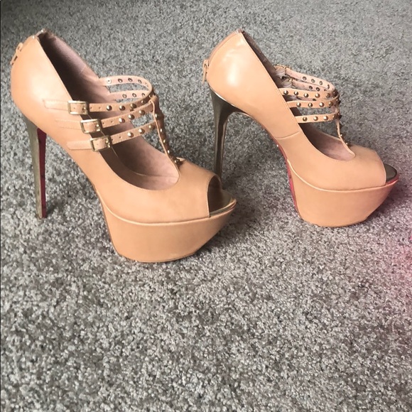 Betsey Johnson Shoes - Betsey Johnson - Babbete nude
